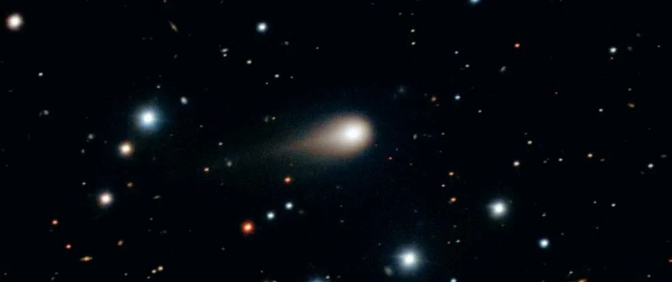The tail of 3I/ATLAS observed by the telescope