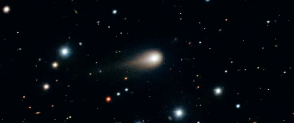The tail of 3I/ATLAS observed by the telescope