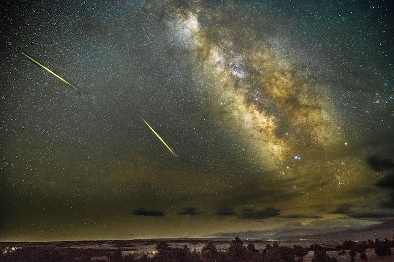 Photos of the Eta Aquarids meteor shower.
